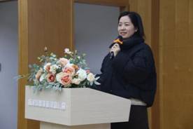 9db258c8b6a371b2a81ba127c0243c40