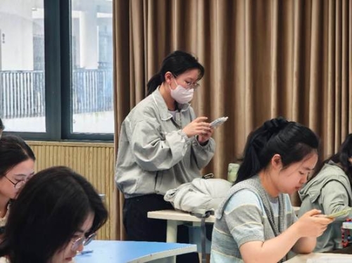 说明: 点评